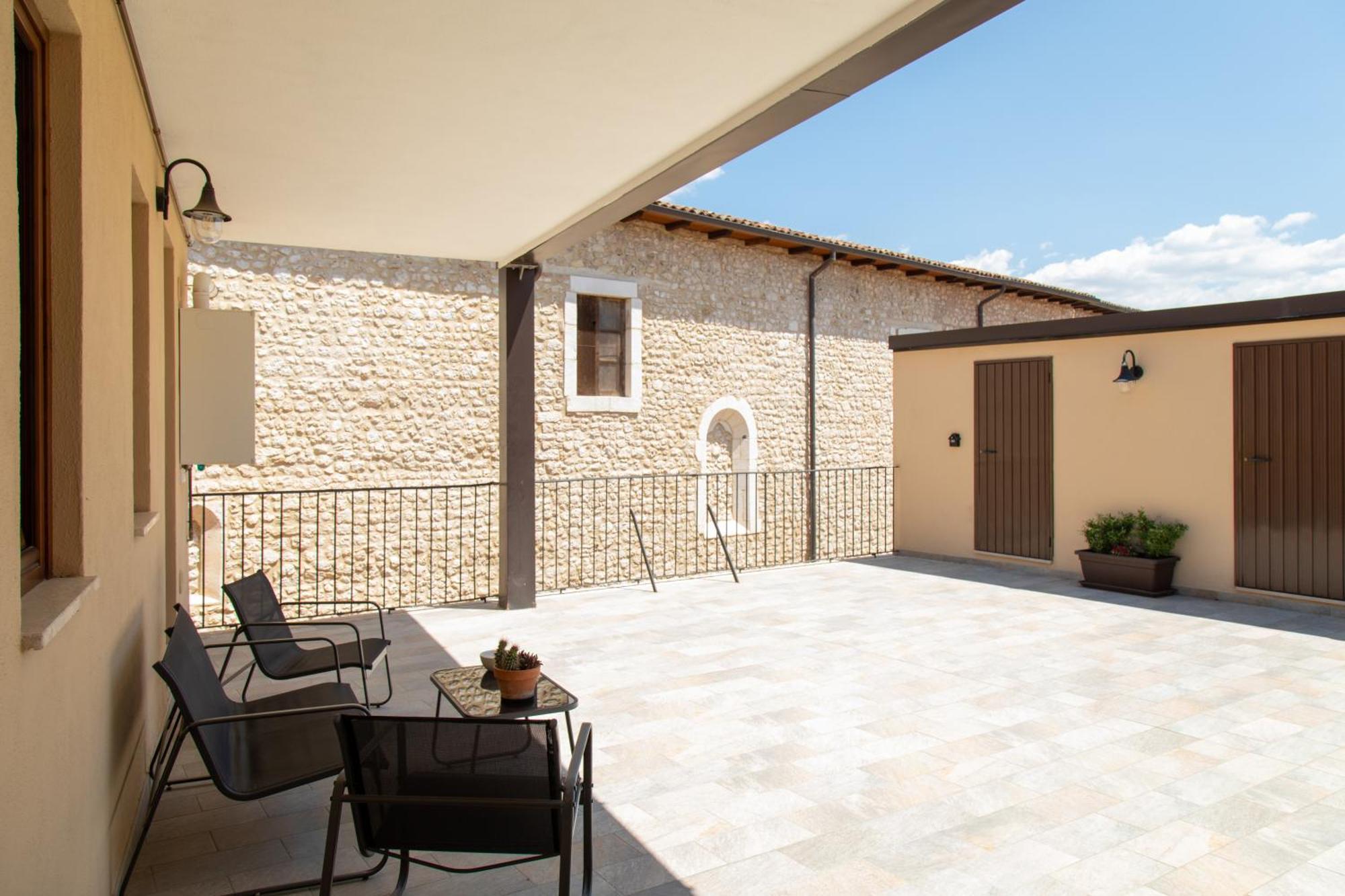 Il Vico LʼAquila Exterior foto